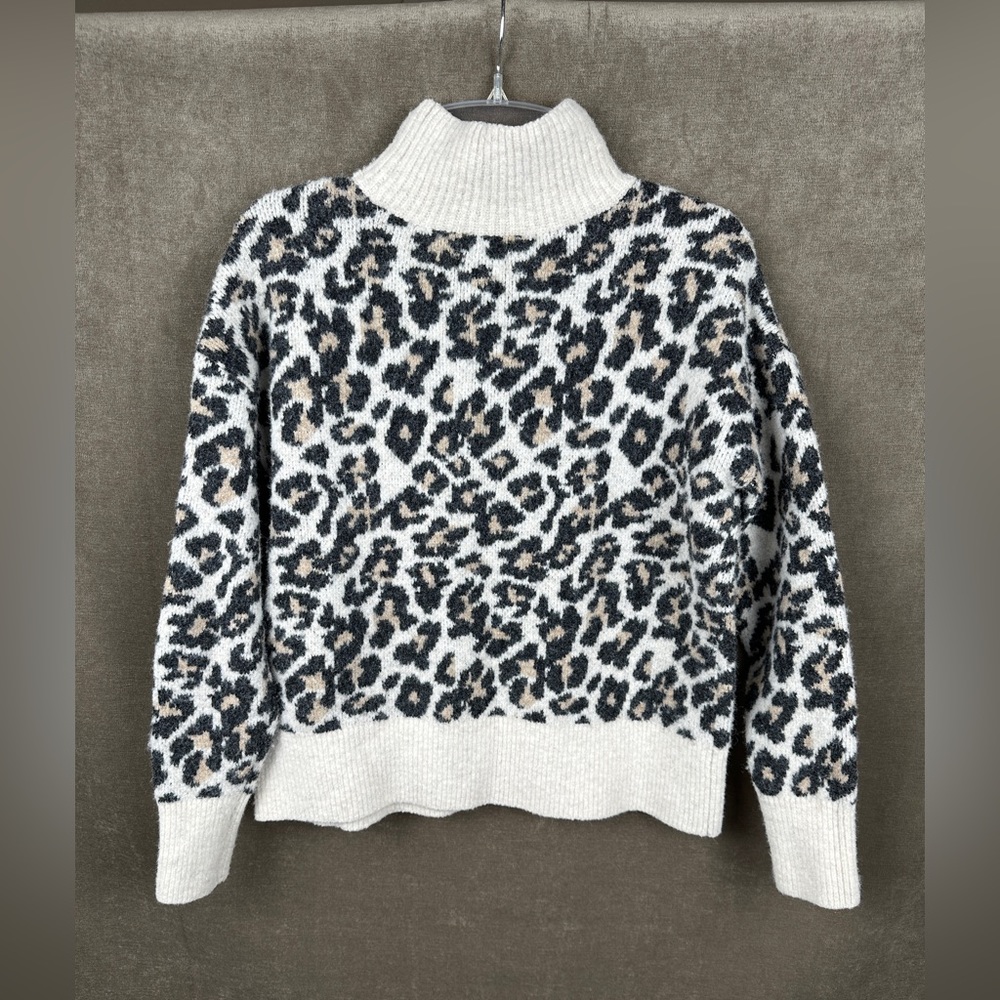 Loft leopard sweater size M
